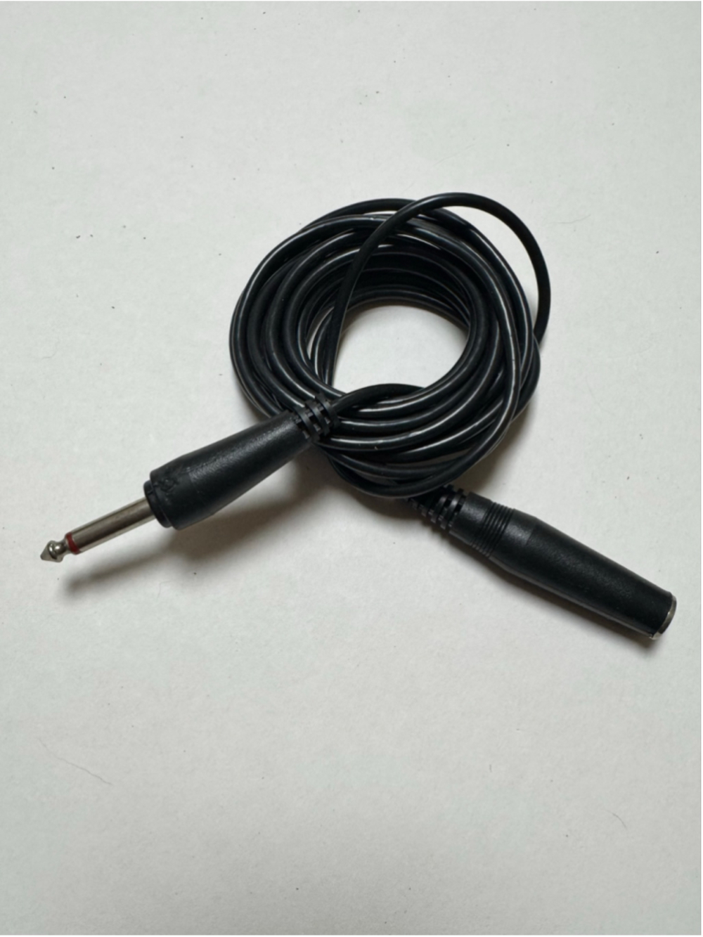 RadioShack 1/4" to 1/4”Mono Audio Extension Cable Male to Female Black 5’